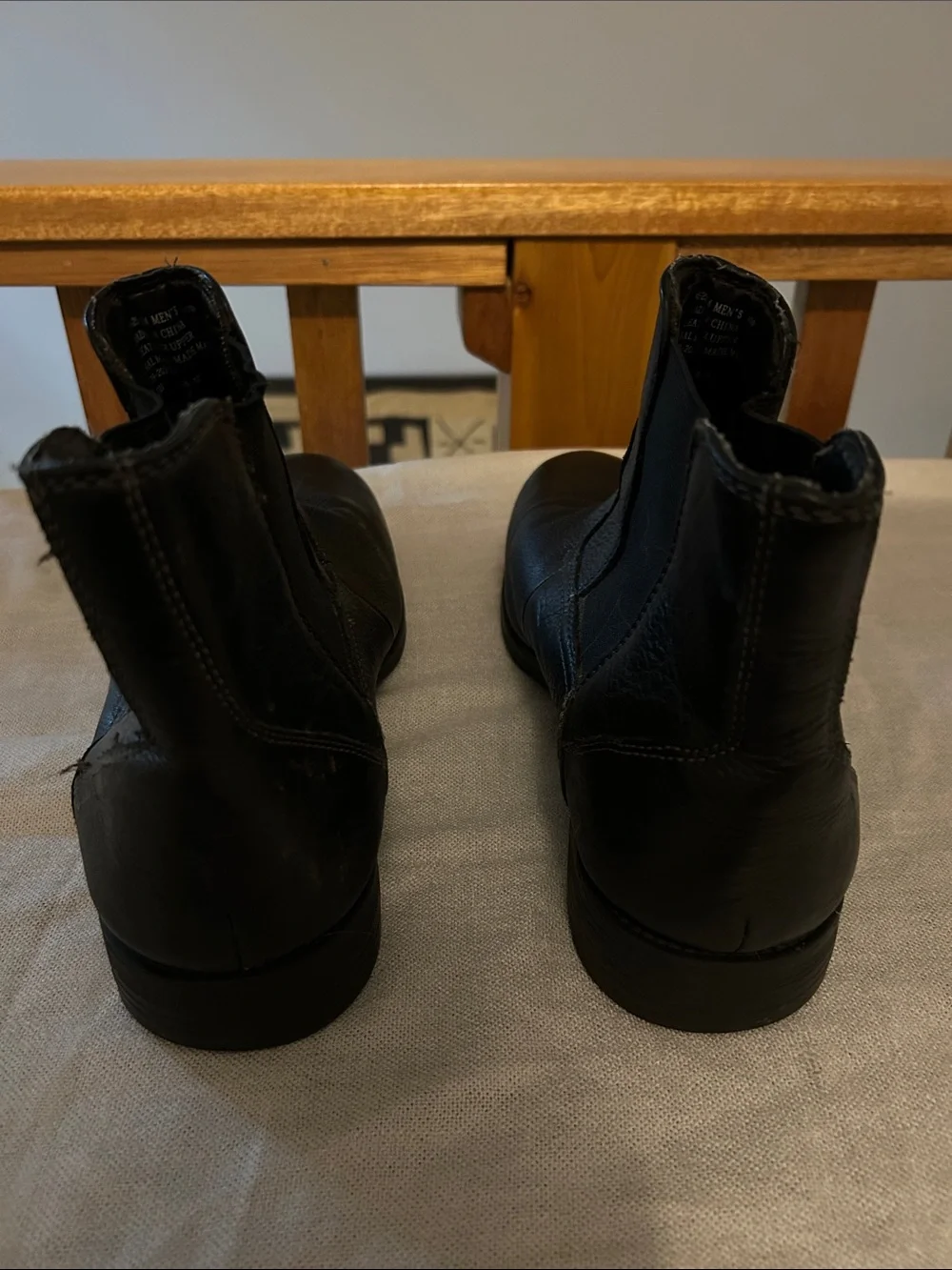 Dickers Men's Black Slip-On Leather Chelsea casual dress Boots size 10
